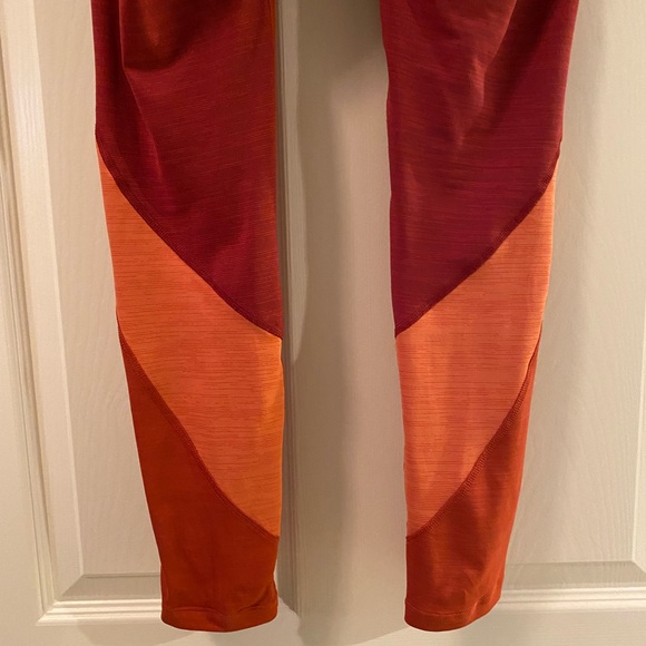 Outdoor Voices TechSweat 7/8 Athletic Leggings - Picture 5 of 8